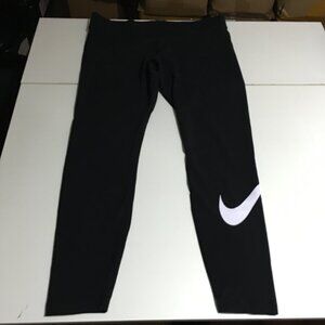 Nike Sportswear Essential Mid Rise Leggings Womens Size XL Black Swoosh